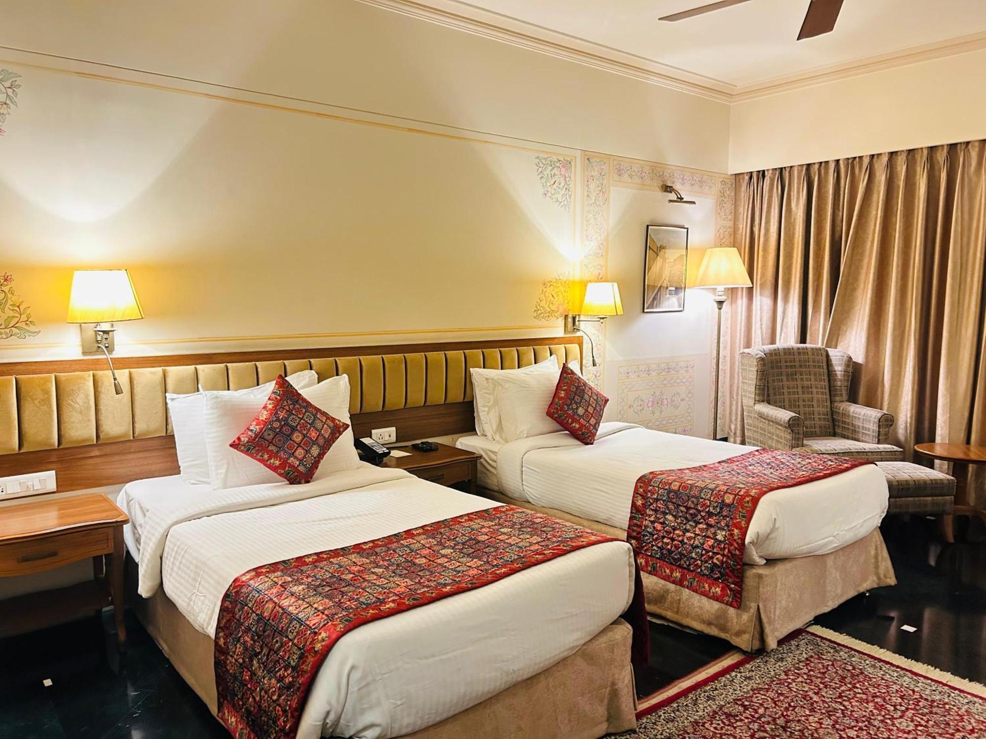 Indana Palace Jaipur Eksteriør bilde