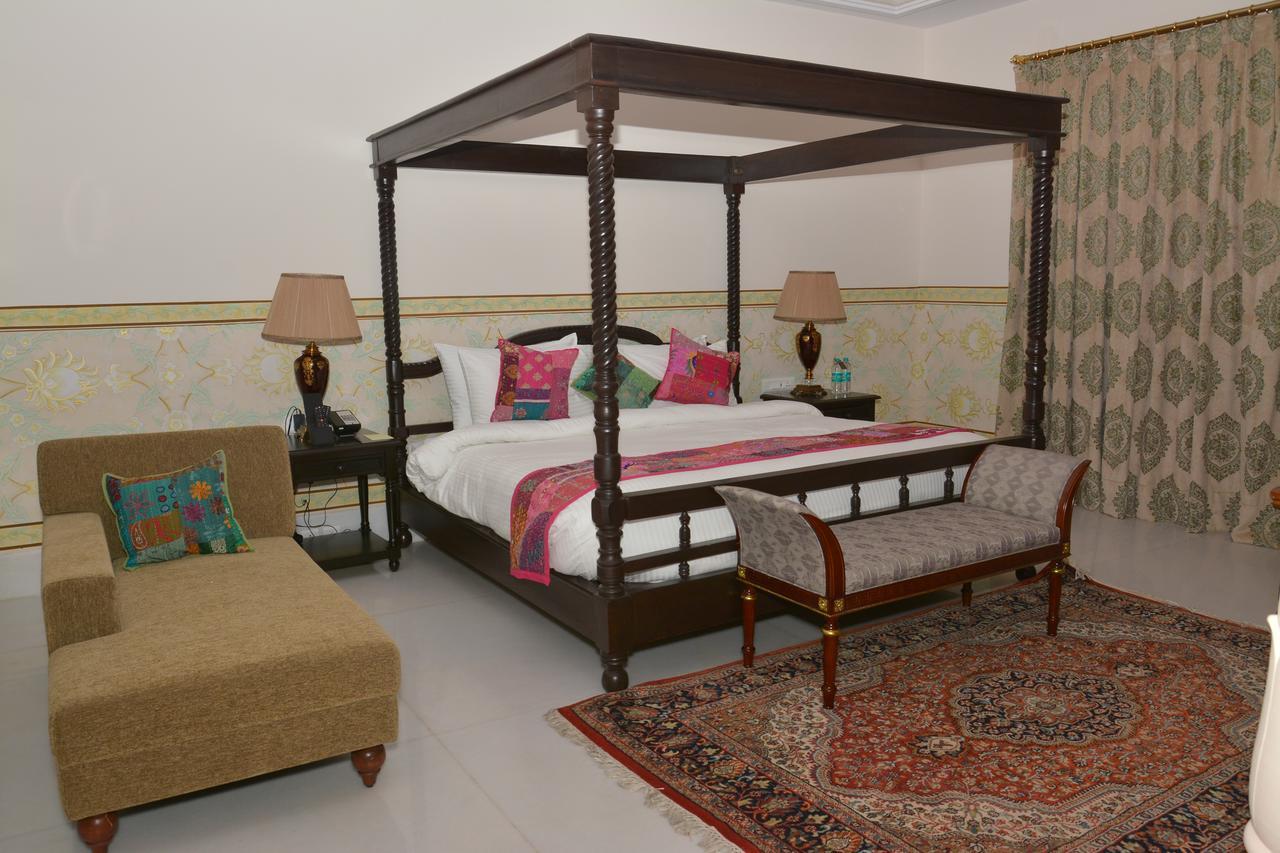 Indana Palace Jaipur Eksteriør bilde